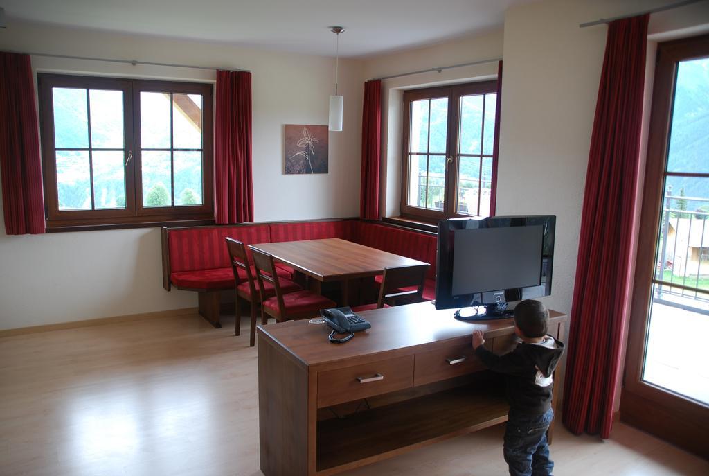 Apartament Apart Acasa Fiss Pokój zdjęcie